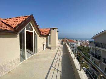 MUDANYA GÜZELYALI EĞİTİM'DE HAVUZLU - OTOPARKLI, DENİZ GÖRÜR, SİTEİÇİ SATILIK DUBLEKS 4+1 SIFIR DAİRE