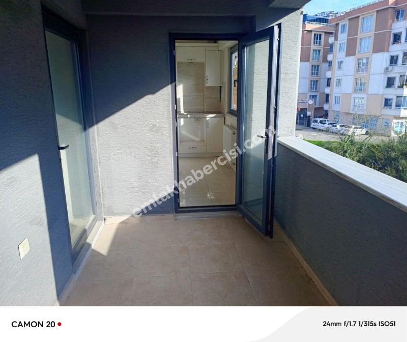 MUDANYA GÜZELYALI EĞİTİM'DE AZ KATLI, OTOPARKLI YENİ BİNADA SATILIK SIFIR 2+1 DAİRE