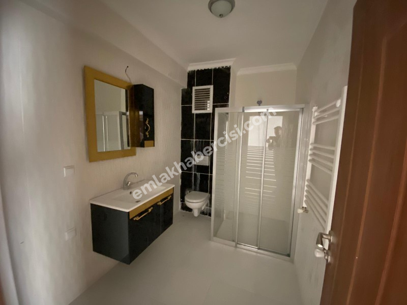 MUDANYA GÜZELYALI EĞİTİM'DE HAVUZLU - OTOPARKLI, DENİZ GÖRÜR, SİTEİÇİ SATILIK DUBLEKS 4+1 SIFIR DAİRE