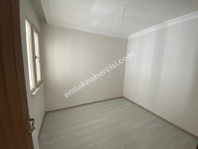 MUDANYA GÜZELYALI EĞİTİM'DE HAVUZLU - OTOPARKLI, DENİZ GÖRÜR, SİTEİÇİ SATILIK DUBLEKS 4+1 SIFIR DAİRE