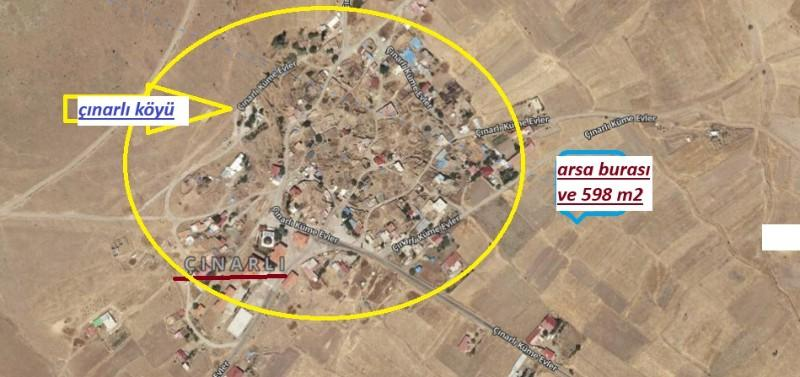 ÇINARLI  (CİNARA)   KÖYÜDE  BEDAVADAN  BİRAZ PAHALI 600 M2  SATILK ARSA