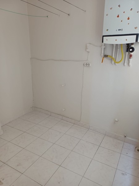 Yeşilpınar'da 2+1 & 2.Kat & 90 m2 Kiralık Daire