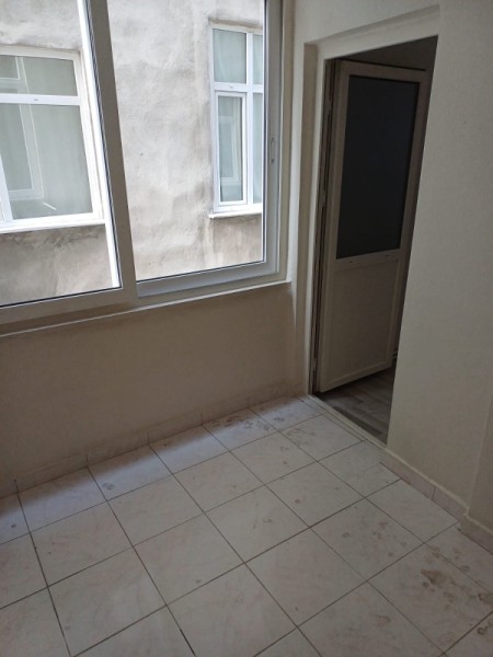 Yeşilpınar'da 2+1 & 2.Kat & 90 m2 Kiralık Daire