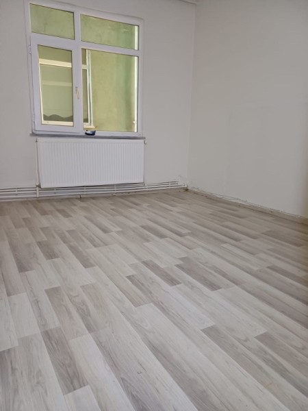 Yeşilpınar'da 2+1 & 2.Kat & 90 m2 Kiralık Daire