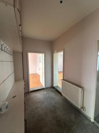 AFYON ÜÇOK EMLAKTAN MAREŞAL F. ÇAKMAK MAH 3+1 110M² TEMİZ BAKIMLI KİRALIK DAİRE 