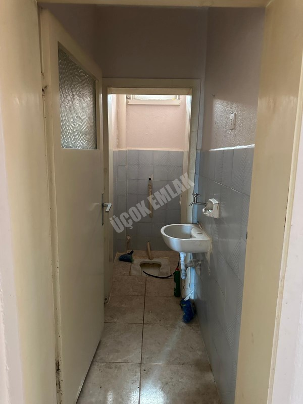 AFYON ÜÇOK EMLAKTAN MAREŞAL F. ÇAKMAK MAH 3+1 110M² TEMİZ BAKIMLI KİRALIK DAİRE 