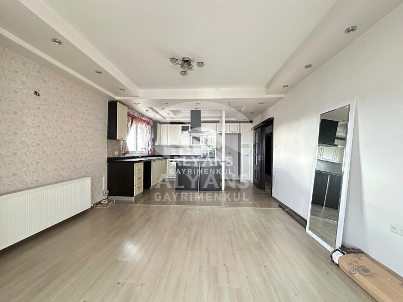 ALYANS'TAN VİRANŞEHİR'DE KONUM HARİKASI FULL SOSYAL ALANLI 4+1