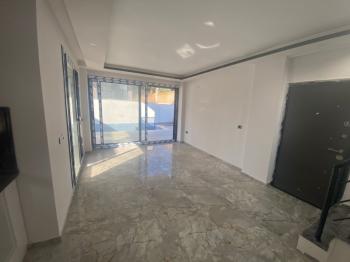  AKBÜK MAHALLESİ’NDE DENİZE & ÇARŞIYA YAKIN ACİL SATILIK TAM MÜSTAKİL 3+1 VİLLA 