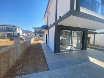  AKBÜK MAHALLESİ’NDE DENİZE & ÇARŞIYA YAKIN ACİL SATILIK TAM MÜSTAKİL 3+1 VİLLA 