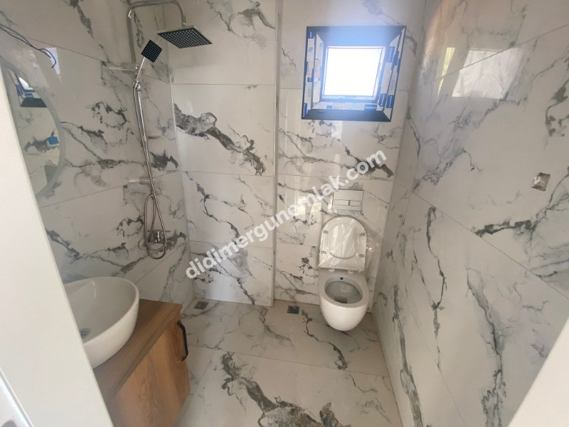  AKBÜK MAHALLESİ’NDE DENİZE & ÇARŞIYA YAKIN ACİL SATILIK TAM MÜSTAKİL 3+1 VİLLA 