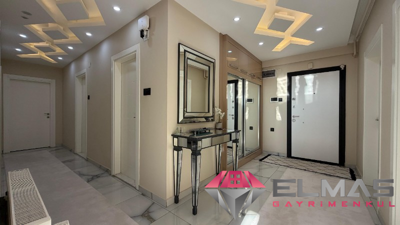 Elmas’tan Eğriçam’da Şık Modern Deniz Manzaralı 4+1