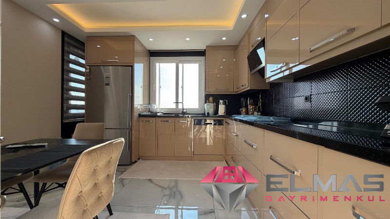 Elmas’tan Eğriçam’da Şık Modern Deniz Manzaralı 4+1