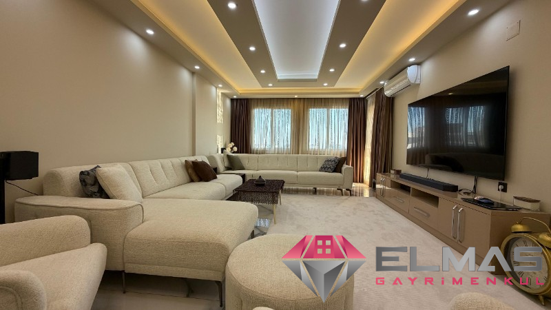 Elmas’tan Eğriçam’da Şık Modern Deniz Manzaralı 4+1