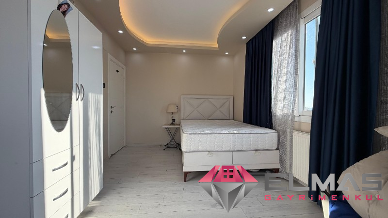 Elmas’tan Eğriçam’da Şık Modern Deniz Manzaralı 4+1