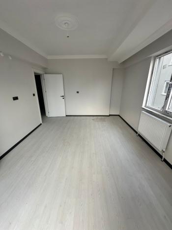 GÜVENAY - ÇORUM ULUKAVAK MAH. DOĞA KOLEJİ ALTI SATILIK 3+1 DAİRE