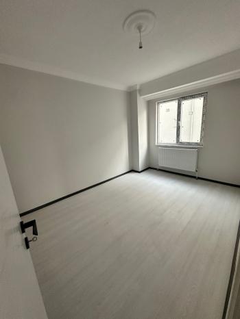 GÜVENAY - ÇORUM ULUKAVAK MAH. DOĞA KOLEJİ ALTI SATILIK 3+1 DAİRE
