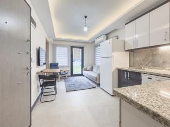 Ula Gökovada Kiralık 1+1 Bahçe Katı Daire