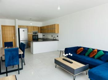 Kıbrıs Girne Merkez de  Ful Deniz Manzaralı   1+1 Penthouse 80 m2 Daire