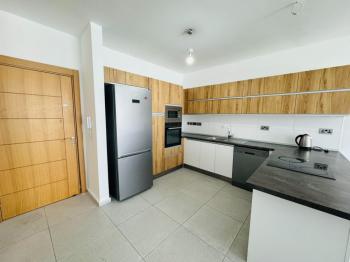 Kıbrıs Girne Merkez de  Ful Deniz Manzaralı   1+1 Penthouse 80 m2 Daire