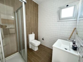 Kıbrıs Girne Merkez de  Ful Deniz Manzaralı   1+1 Penthouse 80 m2 Daire