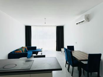 Kıbrıs Girne Merkez de  Ful Deniz Manzaralı   1+1 Penthouse 80 m2 Daire