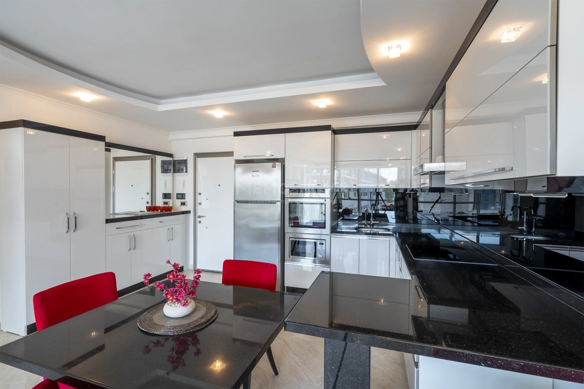 2+1 leilighet egnet opphold Oba