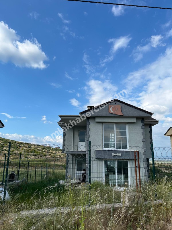 BURSA KESTEL SOĞUKSU  300' ER M2, 2 KAT AYRIK NİZAM VİLLA İMARLI SATILIK 2 KOMŞU ARSA  