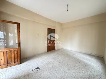 ALYANS'TAN ŞIK PEYZAJLI SİTE İÇİ FULL SOSYAL ALANLI GENİŞ 3+1