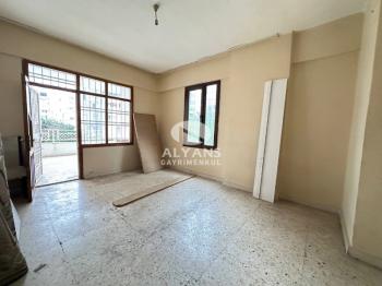 ALYANS'TAN ŞIK PEYZAJLI SİTE İÇİ FULL SOSYAL ALANLI GENİŞ 3+1