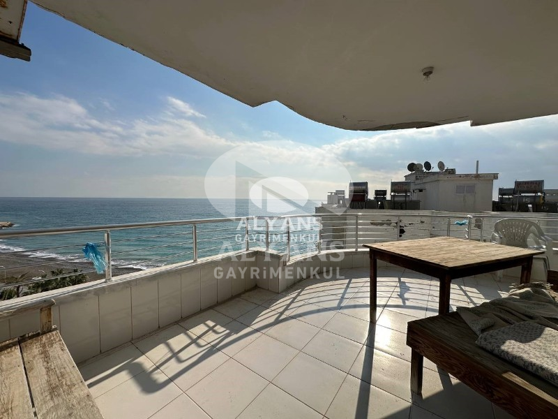 ALYANS'TAN GÖZLERİNİZİ DENİZE AÇACAĞINIZ LEBİ DERYA SİTE İÇİ 3+1