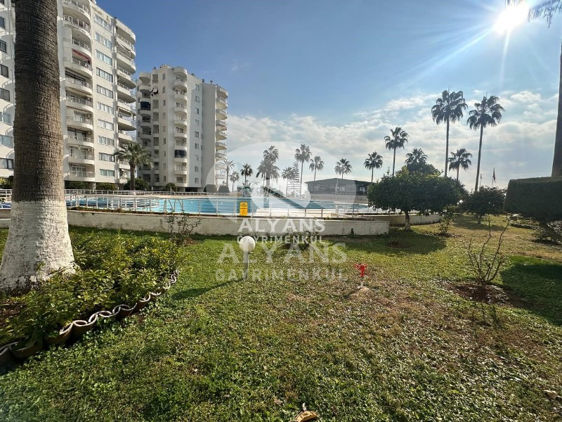 ALYANS'TAN GÖZLERİNİZİ DENİZE AÇACAĞINIZ LEBİ DERYA SİTE İÇİ 3+1