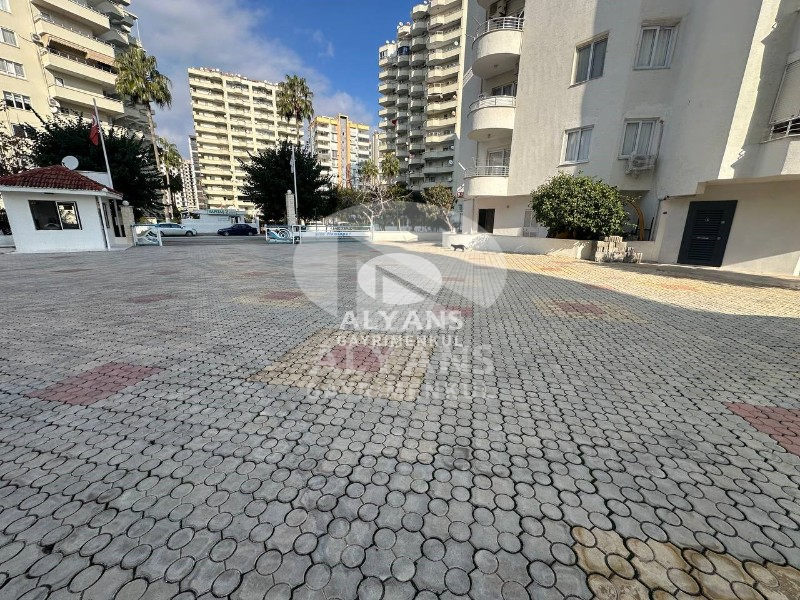 ALYANS'TAN GÖZLERİNİZİ DENİZE AÇACAĞINIZ LEBİ DERYA SİTE İÇİ 3+1