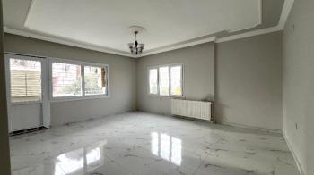 Elmas’tan Barbaros’ta Doğalgazlı Bağımsız Mutfak Geniş Müstakil 2+1