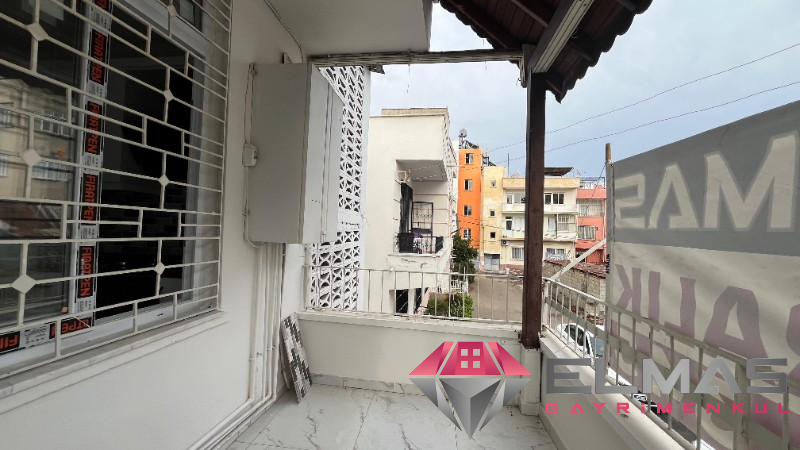 Elmas’tan Barbaros’ta Doğalgazlı Bağımsız Mutfak Geniş Müstakil 2+1