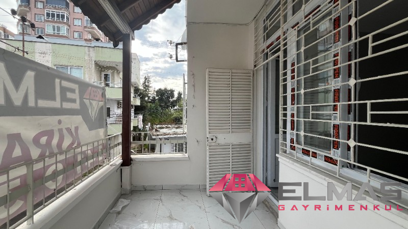 Elmas’tan Barbaros’ta Doğalgazlı Bağımsız Mutfak Geniş Müstakil 2+1