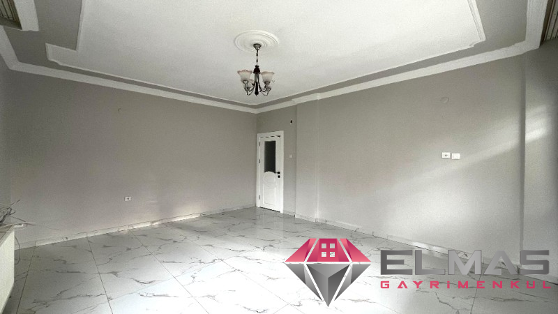 Elmas’tan Barbaros’ta Doğalgazlı Bağımsız Mutfak Geniş Müstakil 2+1