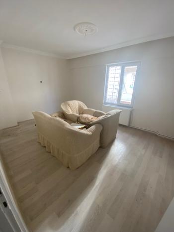 GÜVENAY - ÇORUM MERKEZ RÜSTEM EREN PARKI KARŞISI KİRALIK 2+1 DAİRE