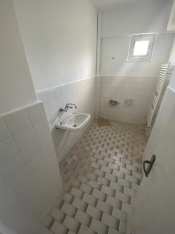 GÜVENAY - ÇORUM MERKEZ RÜSTEM EREN PARKI KARŞISI KİRALIK 2+1 DAİRE