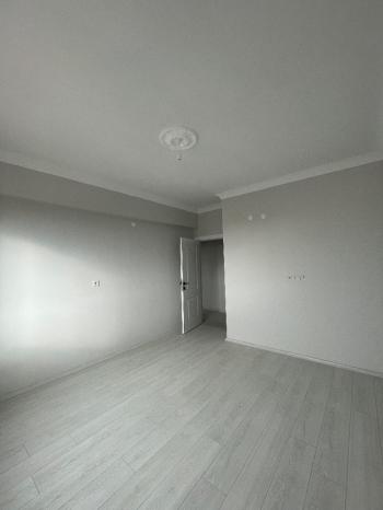 Güvenay - Çorum Gülabibey Bağcılar 8. Caddesi Üzeri 3+1 Satılık Daire