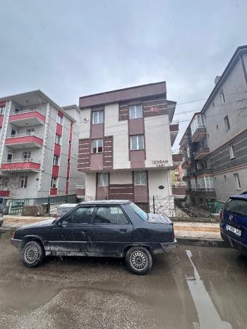 GÜVENAY - ÇORUM ULUKAVAK MAH.PAZARTESİ PAZARI 5+1 SATILIK DUBLEKS DAİRE