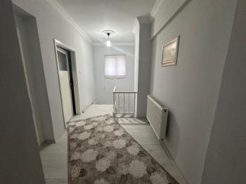GÜVENAY - ÇORUM ULUKAVAK MAH.PAZARTESİ PAZARI 5+1 SATILIK DUBLEKS DAİRE