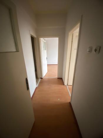GÜVENAY - ÇORUM ÜÇTUTLAR MAH. ALBAYRAK CADDESİ SATILIK 2+1 DAİRE