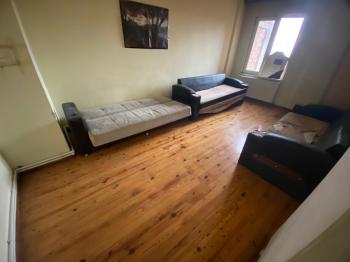 GÜVENAY - ÇORUM ÜÇTUTLAR MAH. ALBAYRAK CADDESİ SATILIK 2+1 DAİRE