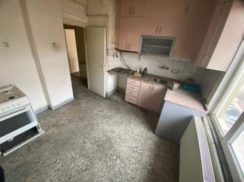 GÜVENAY - ÇORUM ÜÇTUTLAR MAH. ALBAYRAK CADDESİ SATILIK 2+1 DAİRE