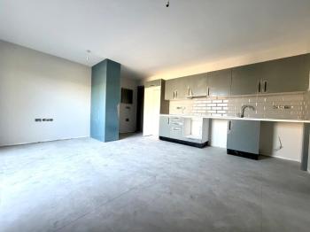 Kıbrıs Girne Liman Çarşı İçerisinde Satılık 2+1 Sıfır Daire