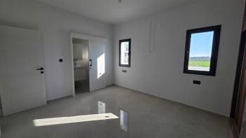 KKTC LEFKOŞA BATIKENT BÖLGESİNDE SATILIK TÜRK KOÇANLI 3+1ENSUITE PENTHOUSE VEYA BAHCE KATLI SEÇENEKLİ
