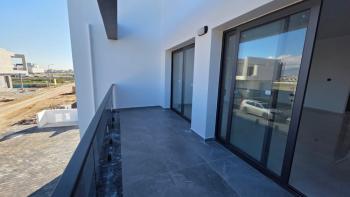 KKTC LEFKOŞA BATIKENT BÖLGESİNDE SATILIK TÜRK KOÇANLI 3+1ENSUITE PENTHOUSE VEYA BAHCE KATLI SEÇENEKLİ