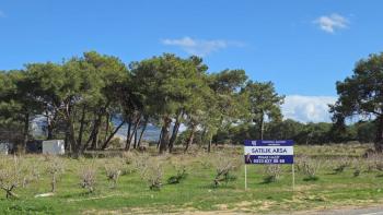 KKTC GİRNE ÇAMLIBEL'DE TİCARİ İZİNLİ 25 DÖNÜM ARSA