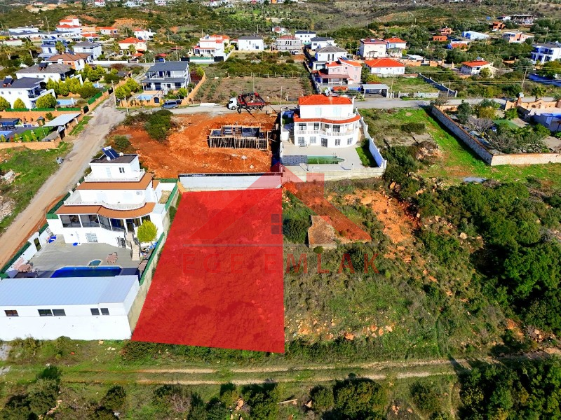 Didim Yeşiltepede 700 M2 Satılık Villa Arsası