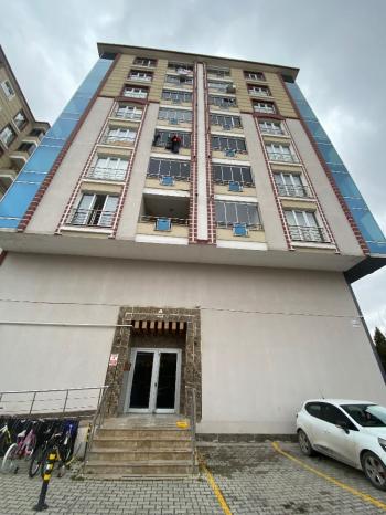 GÜVENAY - ÇORUM DOĞA KOLEJİ CİVARI SİTE İÇİ 3+1 BAKIMLI KİRALIK DAİRE 